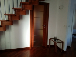 Duplex Di Pregio Su Due Livelli Con Ampio Terrazzo e Veranda Centro 240 Mq