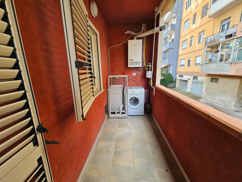 Duplex Di Pregio Su Due Livelli Con Ampio Terrazzo e Veranda Centro 240 Mq