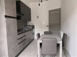 Ristrutturato Arredi Nuovi Via Petrara 45 Mq