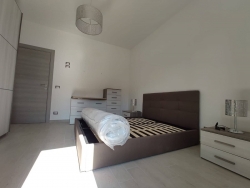 Ristrutturato Arredi Nuovi Via Petrara 45 Mq