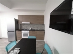 Appartamento Ristrutturato Arredato Centro Via Rosselli 60 Mq