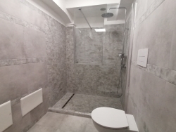 Appartamento Ristrutturato Arredato Centro Via Rosselli 60 Mq